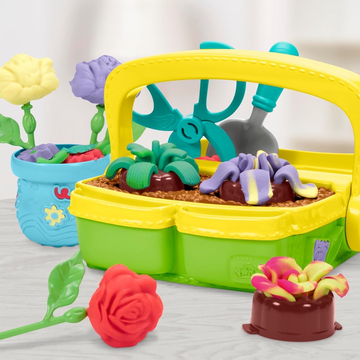 Hasbro G04925 PD Blooming Flowers