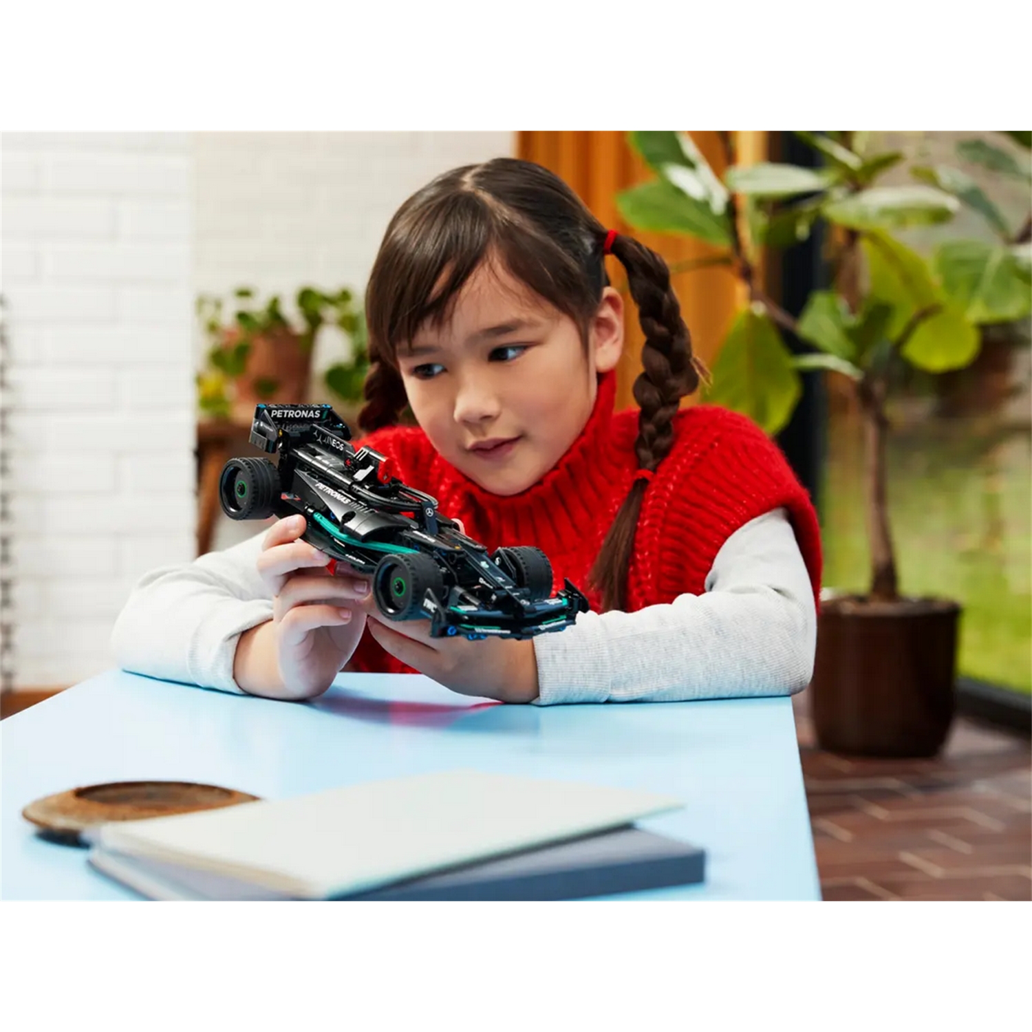 LEGO 42165 Mercedes-AMG F1 W14 E Performance Pull-Back