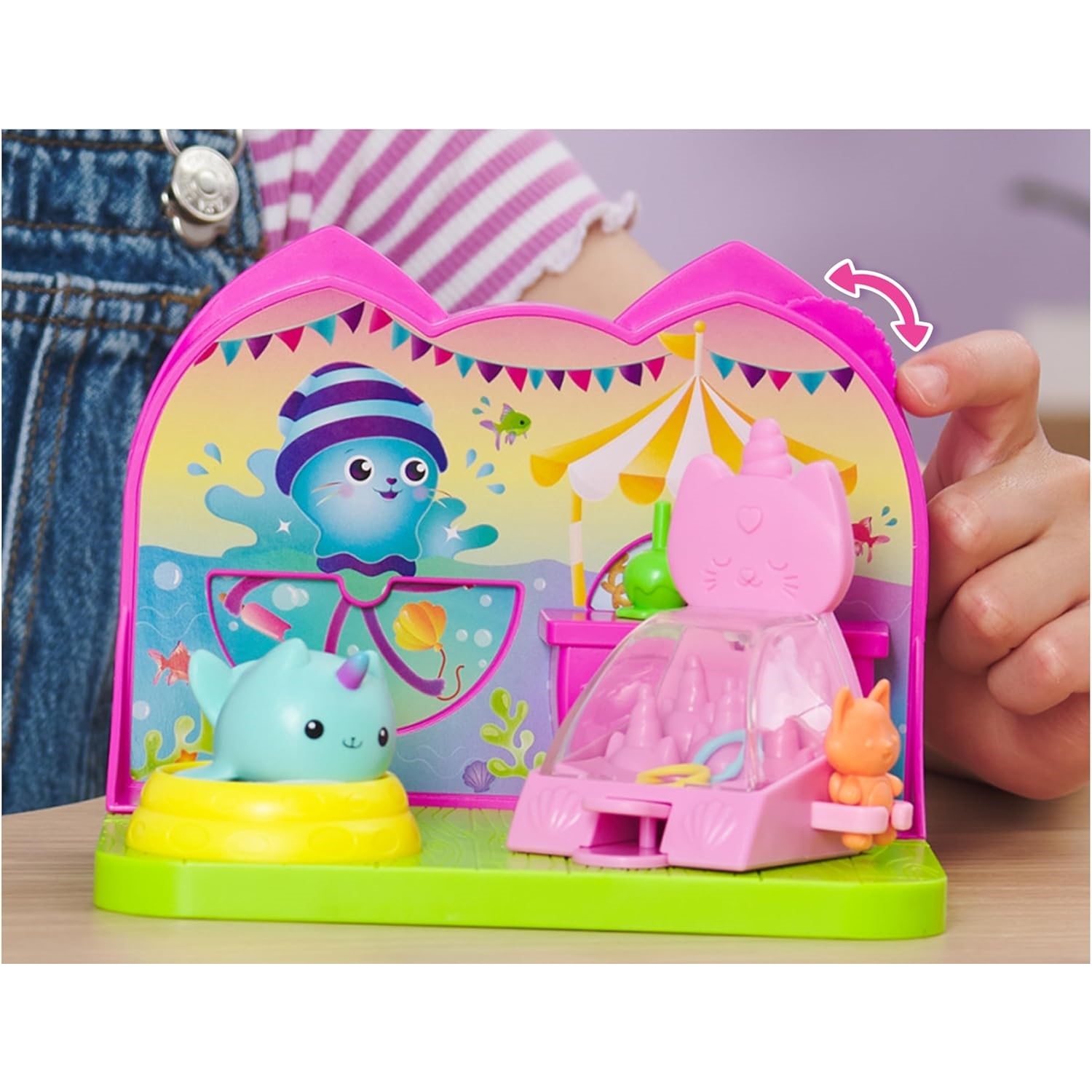 Spin Master 6068287 Gabby's Dollhouse – Deluxe Room - Carnival (Cat Ad