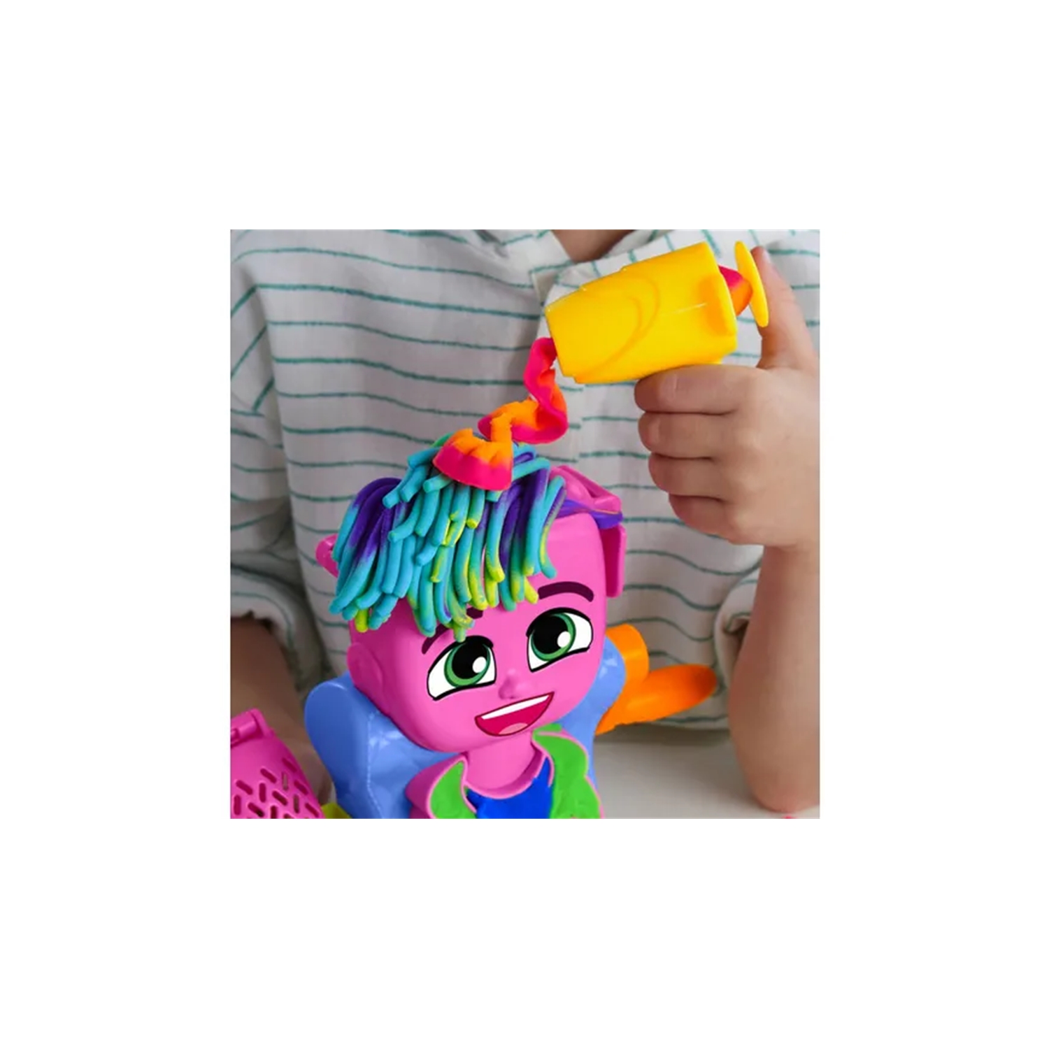 Hasbro F88075L0 Play-Doh Wilder Friseur